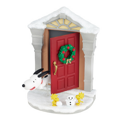 Re-Ment Snoopy Door Story figure