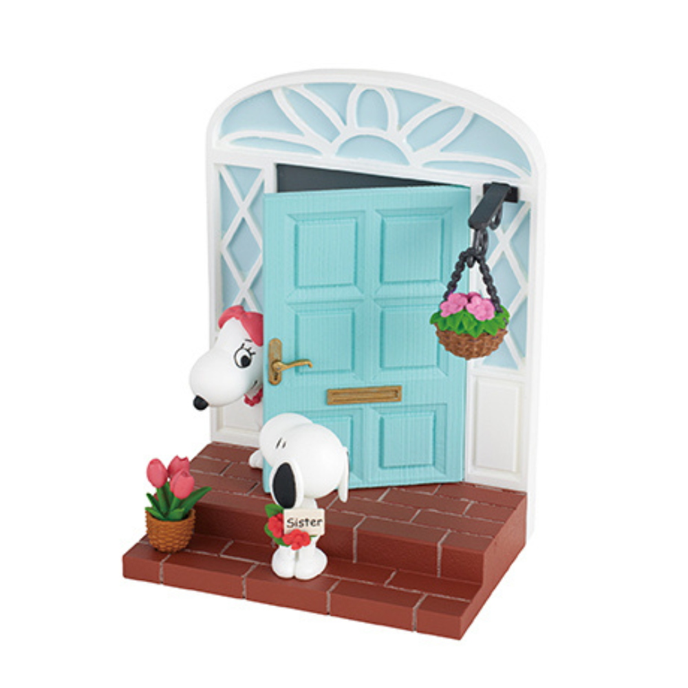 Re-Ment Snoopy Door Story figure